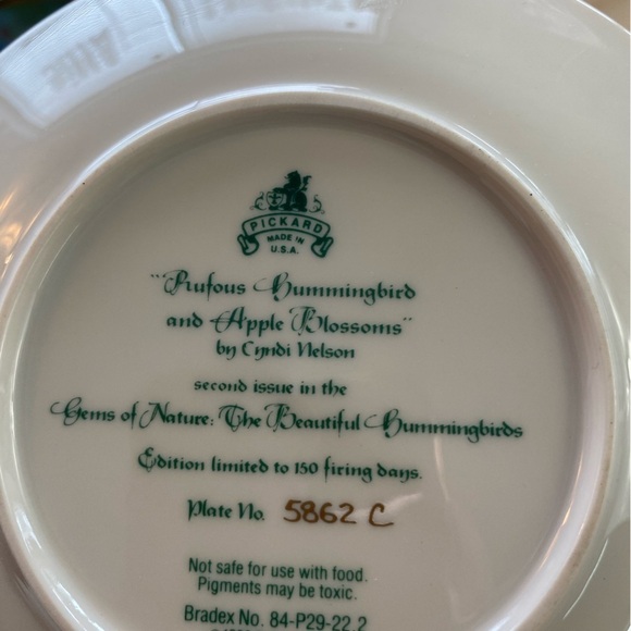 Pickard Hummingbird Plates Made in USA (EJ) - Picture 7 of 10